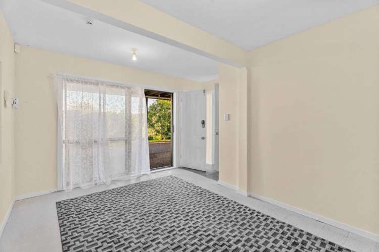 13 Moana Avenue Surfdale_11