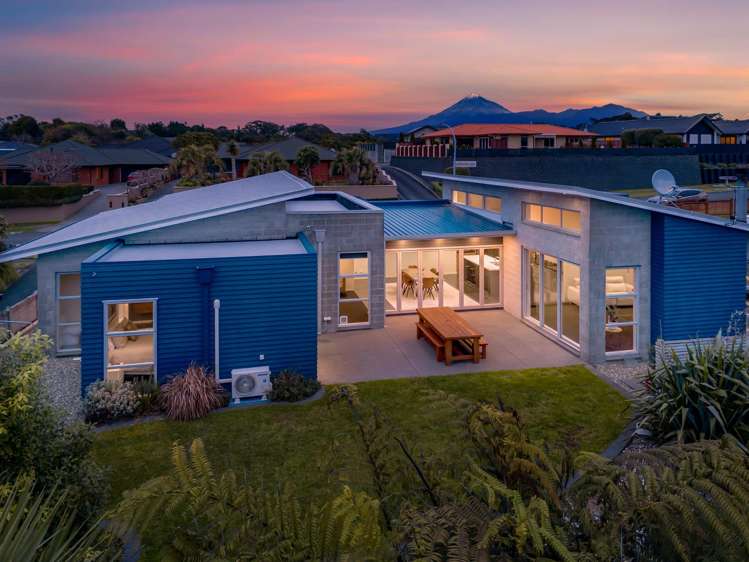 61 Karamea Street Whalers Gate_24