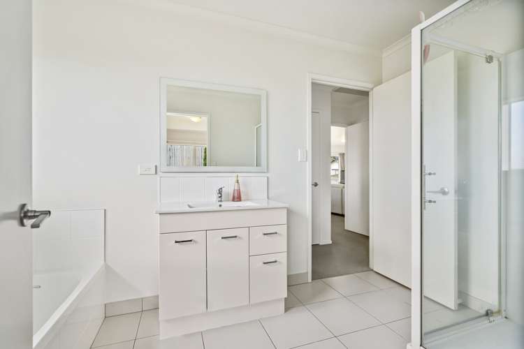 63 Ridgeway Drive Kamo_11