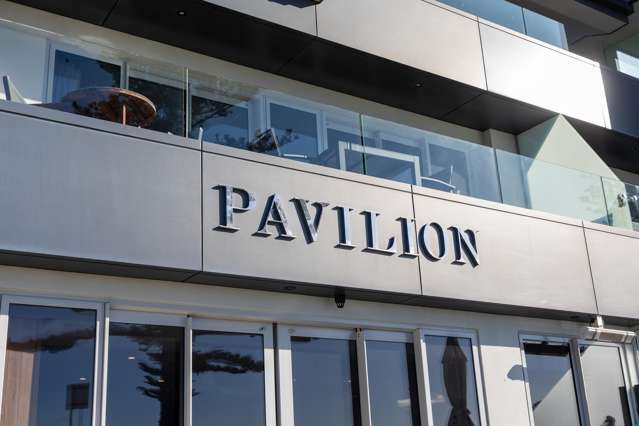 3F/4 Marine Parade (Pavilion Apartments) Mt Maunganui_2