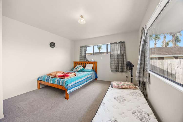 2/49 Clevedon Road Papakura_7