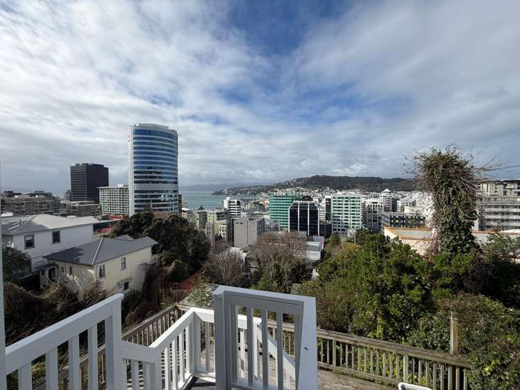 8/239 The Terrace Wellington Central_10