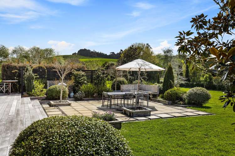 2 Valley Road Waitoki_12