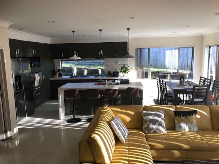 21 Woolaston Place Flat Bush_9