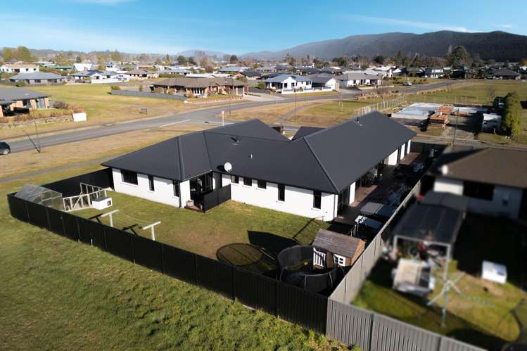 4 Acheron Way Te Anau_33