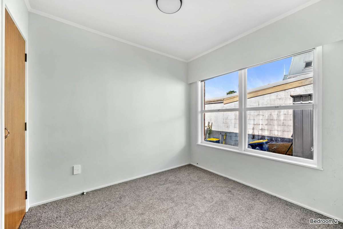 8/55A Vauxhall Road_3