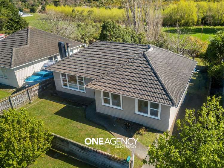 90 Wood Street Wainuiomata_18