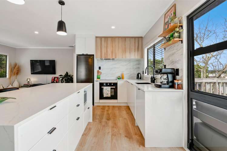 63B Albatross Road Red Beach_6