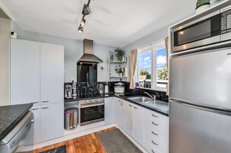 15 Ranui Street Hei Hei_8