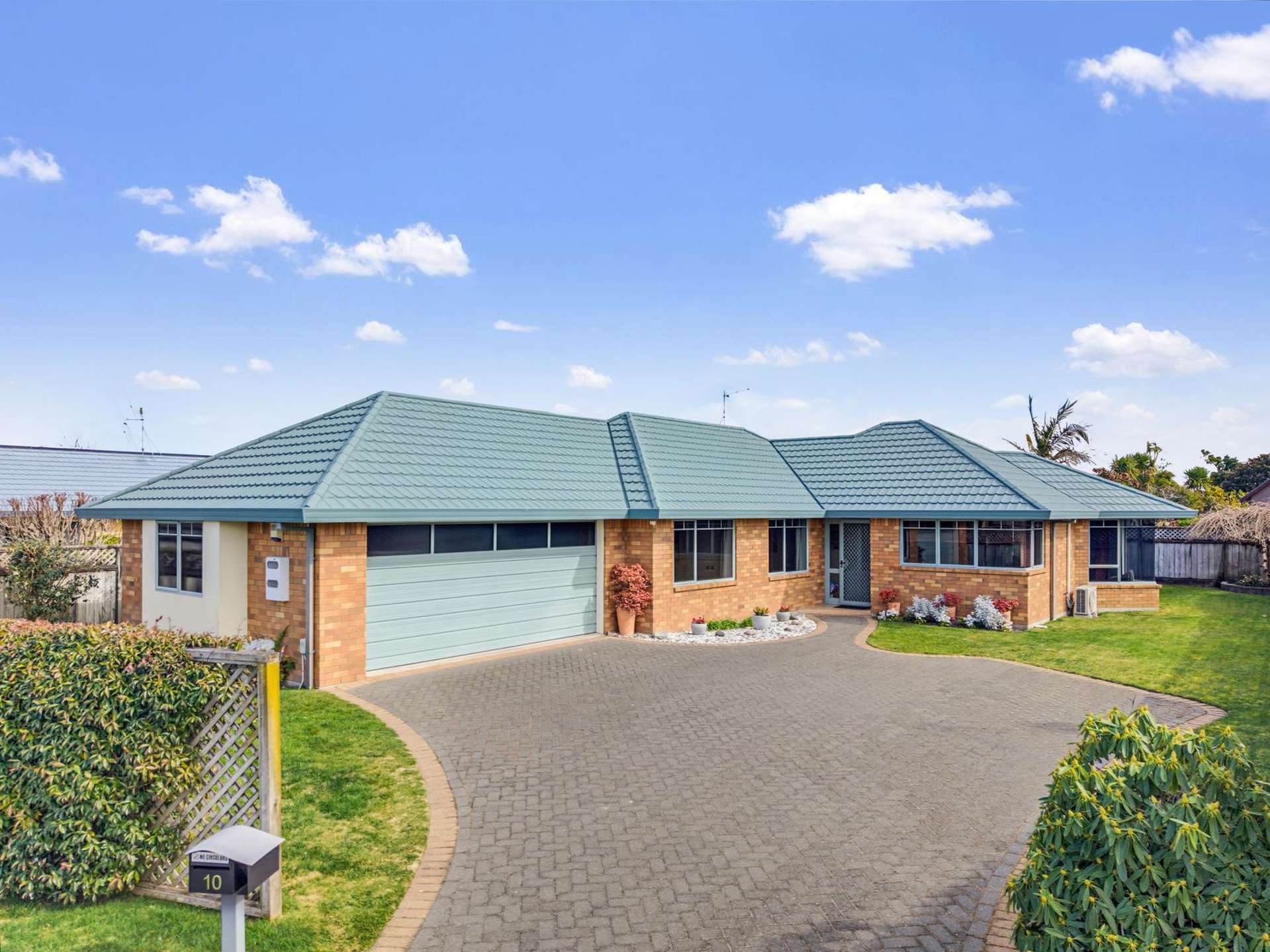 10 Chatswood Place Rototuna_0