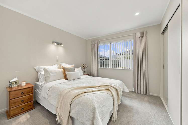 2/82 Florence Avenue_4