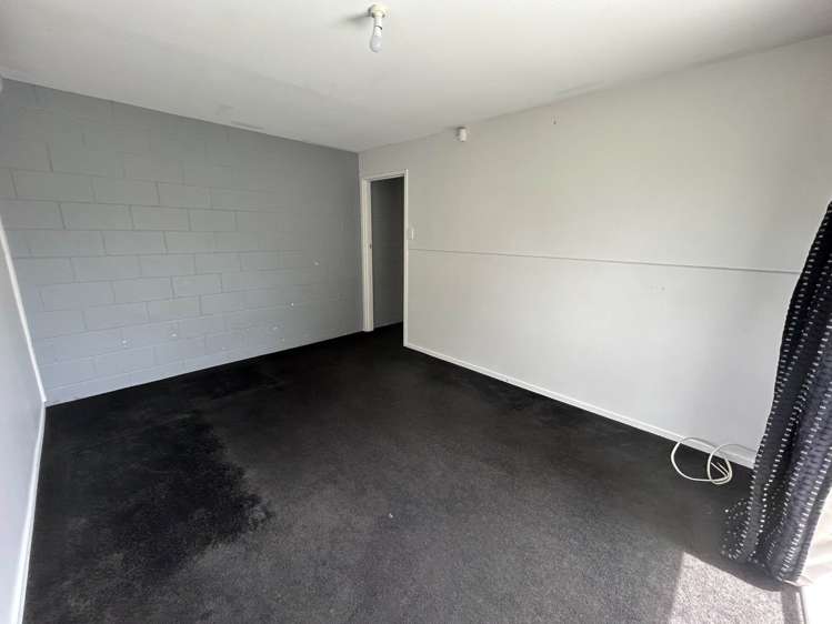 1/49b Lysander Crescent Beach Haven_5