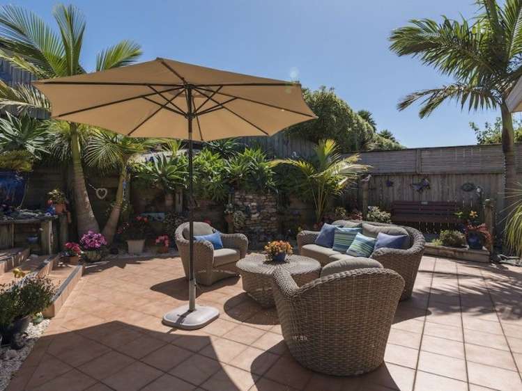 32 Kath Hopper Drive Orewa_16