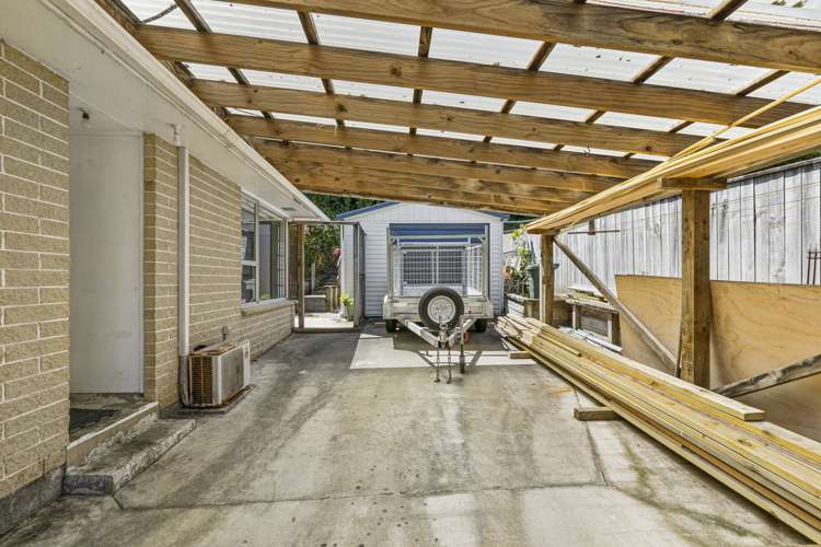 9 Magnolia Grove Maungaraki_8