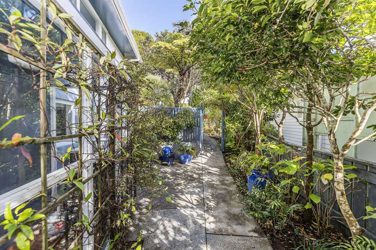 27 Saint Albans Avenue Karori_12