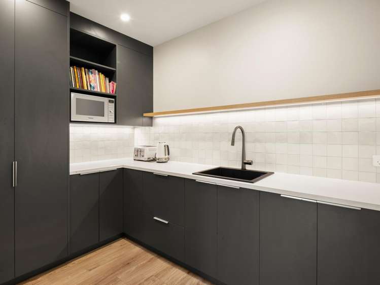 2/48 Livingstone Road Ngahinapouri_6