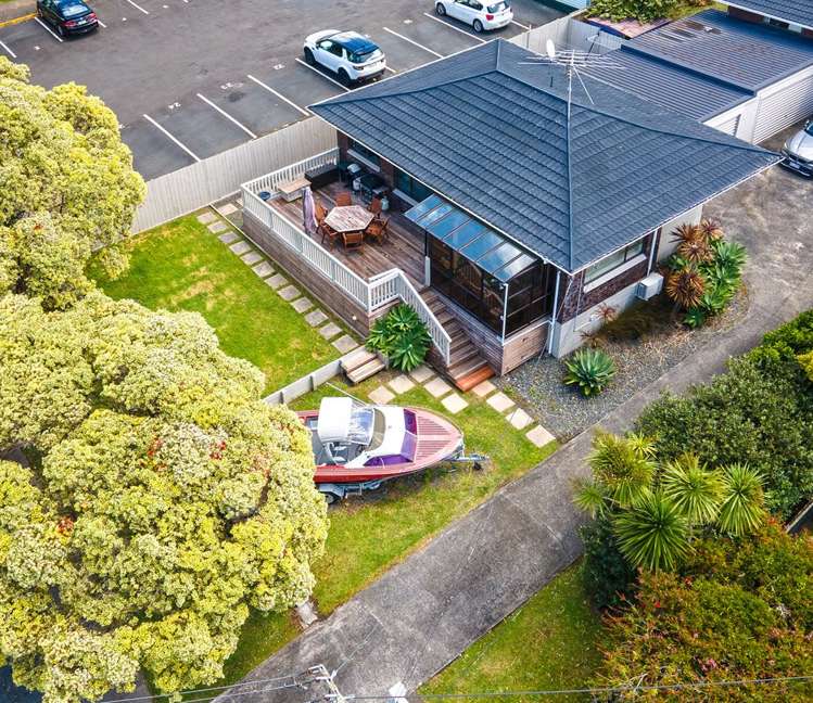 1/12 Kauri Glen Road Northcote_13