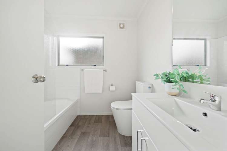 16/94 Glengarry Road Glen Eden_6