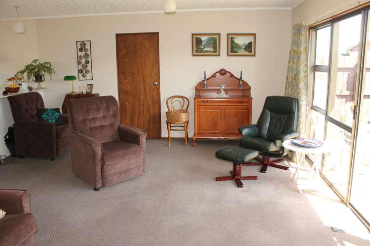 2/107 Queen Street Westport_10