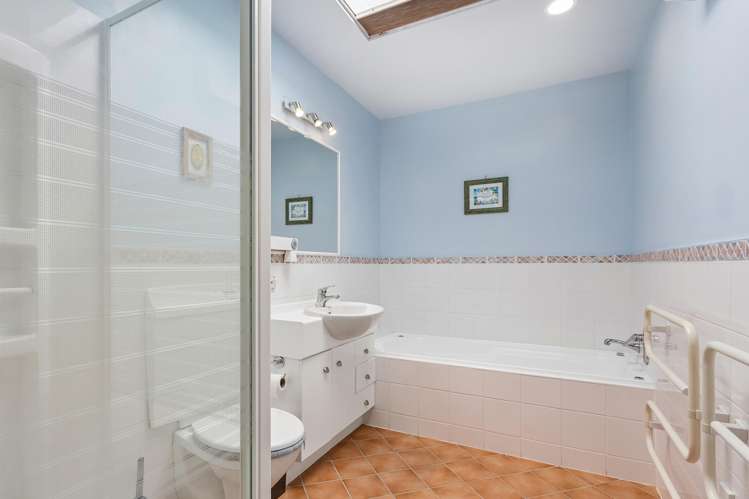 2/4 Bevington Street Avonhead_16