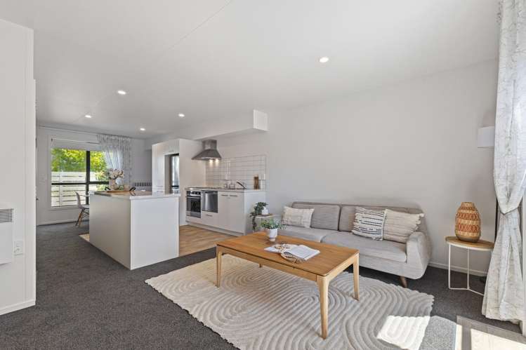 13/14 Buffon Street Waltham_7