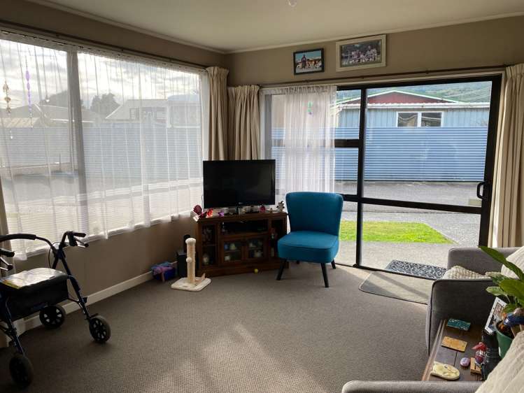 134 Shakespeare Street Greymouth_16