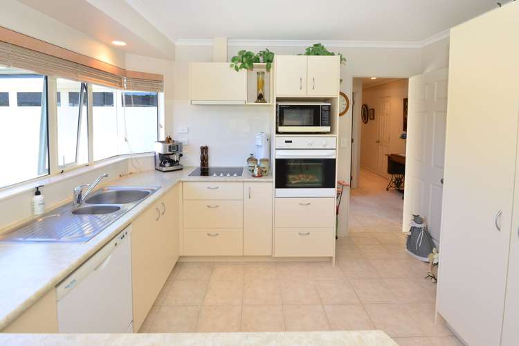 1/46 Edward Avenue Orewa_2