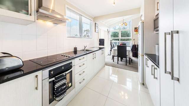 5 Steven Street Mangere East_3