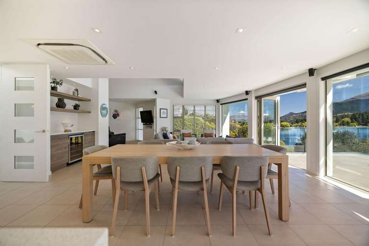 635 Peninsula Road Kelvin Heights_10