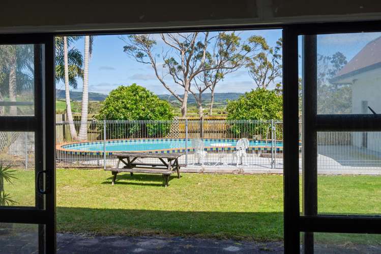 37 Marsden Point Road Ruakaka_12