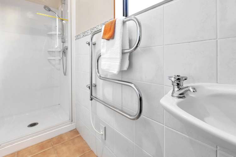 4/108 Mokoia Road Birkenhead_13