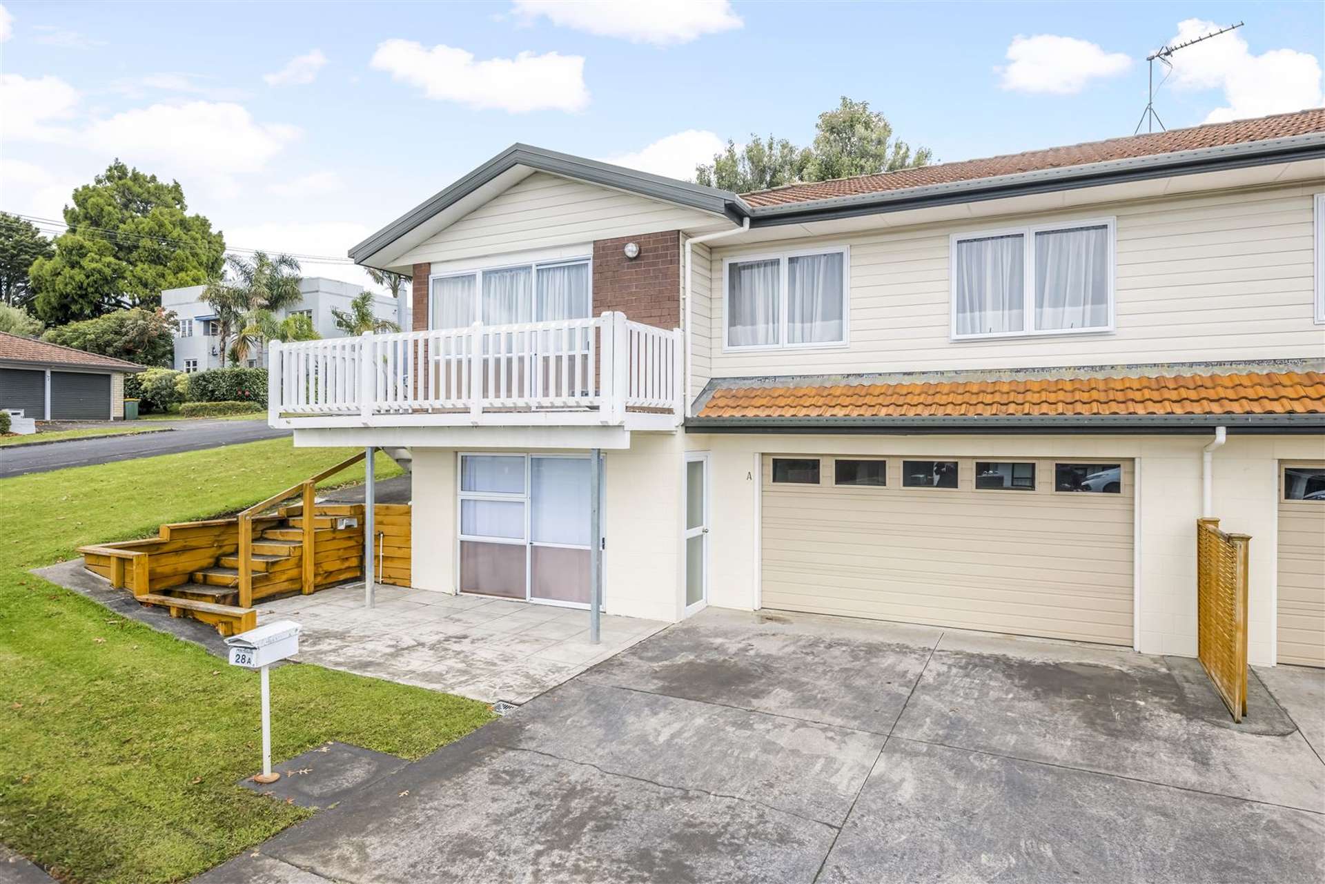 2/1 West Street Papakura_0