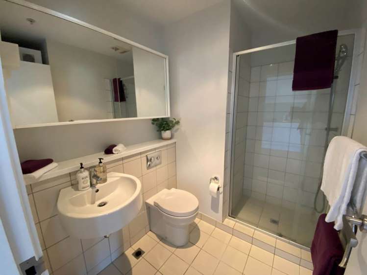 13H/16 Gore Street City Centre_3