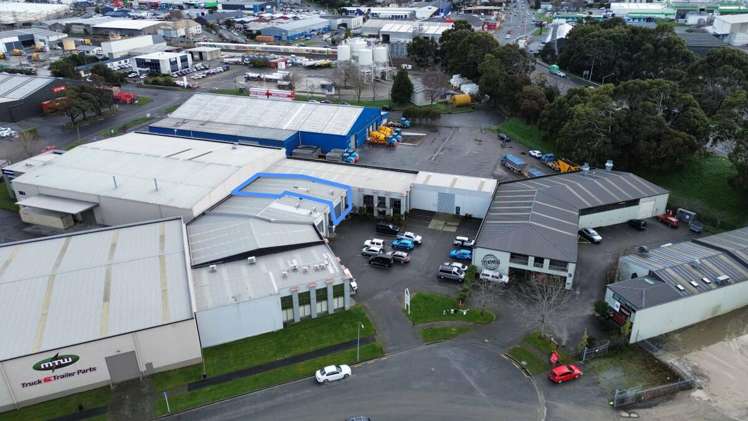 Unit D, 5 Tenahaun Place Wigram_2