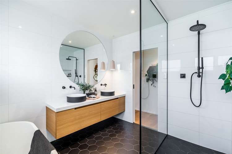 1/246 Lake Road Hauraki_14