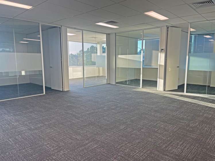 Unit 4/33 Apollo Drive Rosedale_2