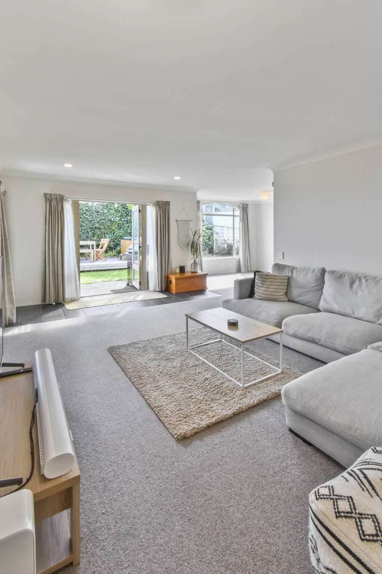 1/65 Ribbonwood Crescent Goodwood Heights_21