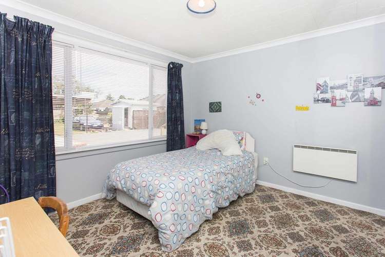 172 Springs Road Hornby_12