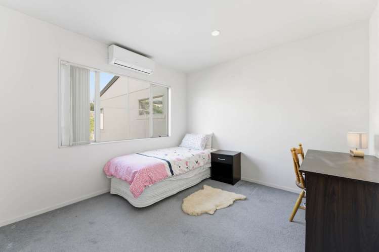 2/38 Fields Parade_5