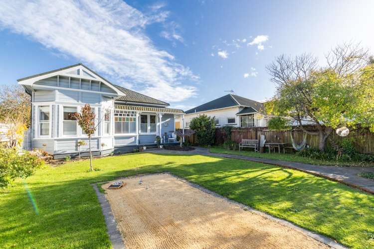 24 Nelson Crescent Napier South_22