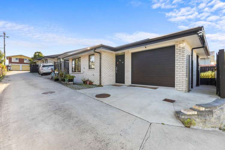 9B Hollinbrigg Place Manurewa_1