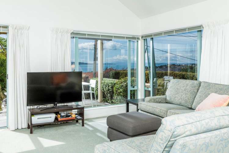 1/44 Seaview Road Castor Bay_34