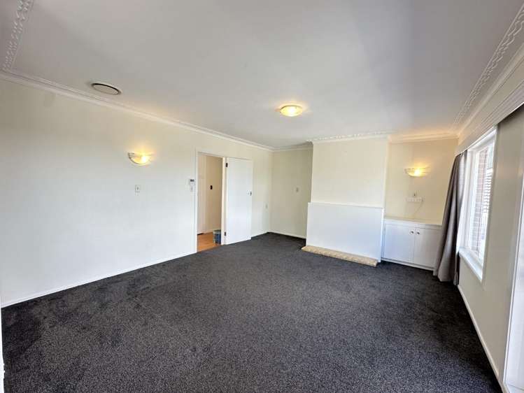3 Bleakhouse Road 10688_5