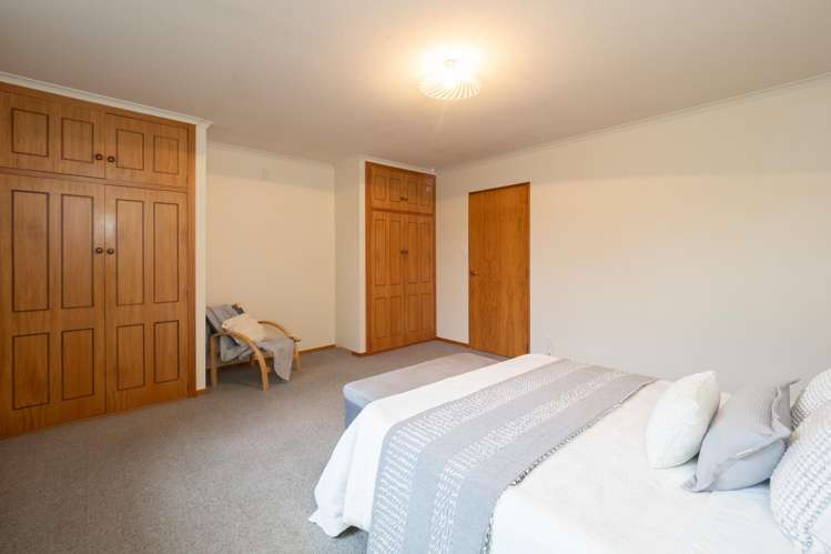 8 Burton Place Allenton_15