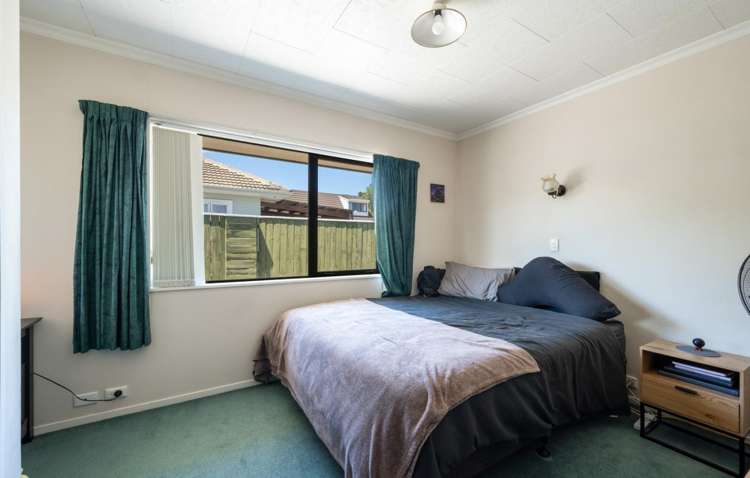 2/14 Marsden Road 10816_6