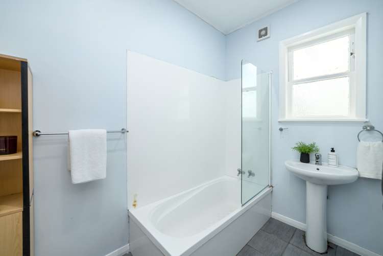 10 Kent Street Carterton_12