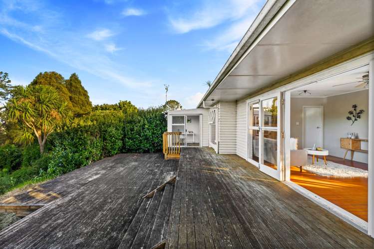 18 Chorley Avenue Massey_13