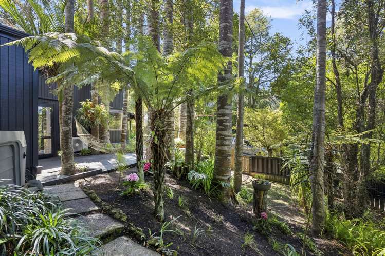 34 Hollywood Avenue Titirangi_24