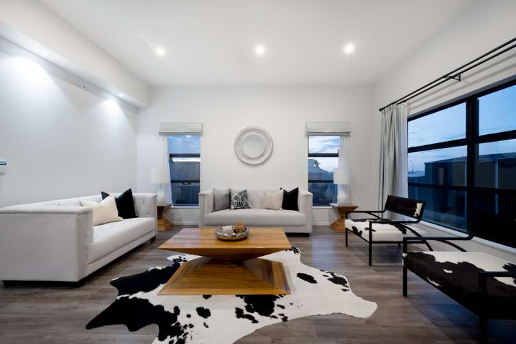 12 Cooladawson Drive Flat Bush_5