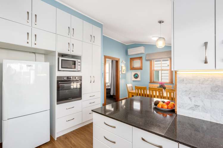 39 Humber Street Island Bay_4